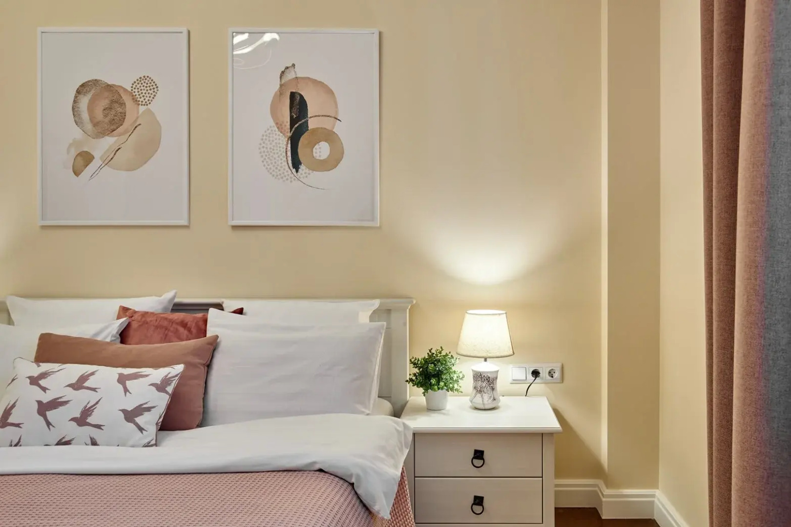 ЕвроУют Апартаменты Стильные в Центре