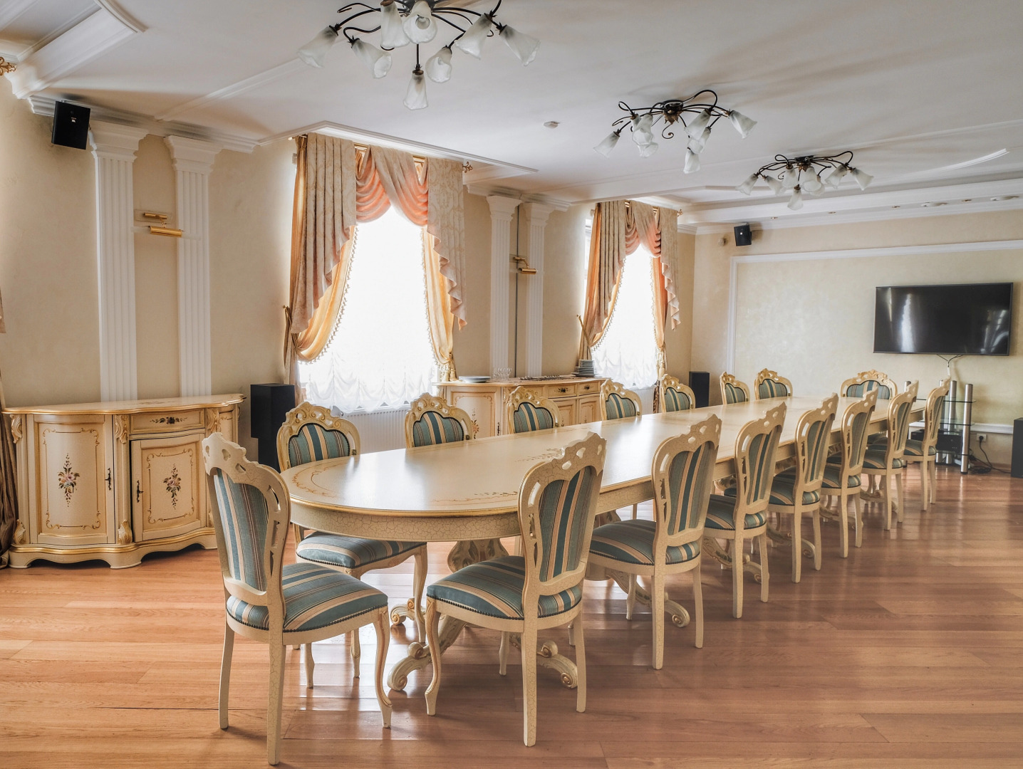 Отель Гостинично-ресторанный комплекс Полярная Звезда