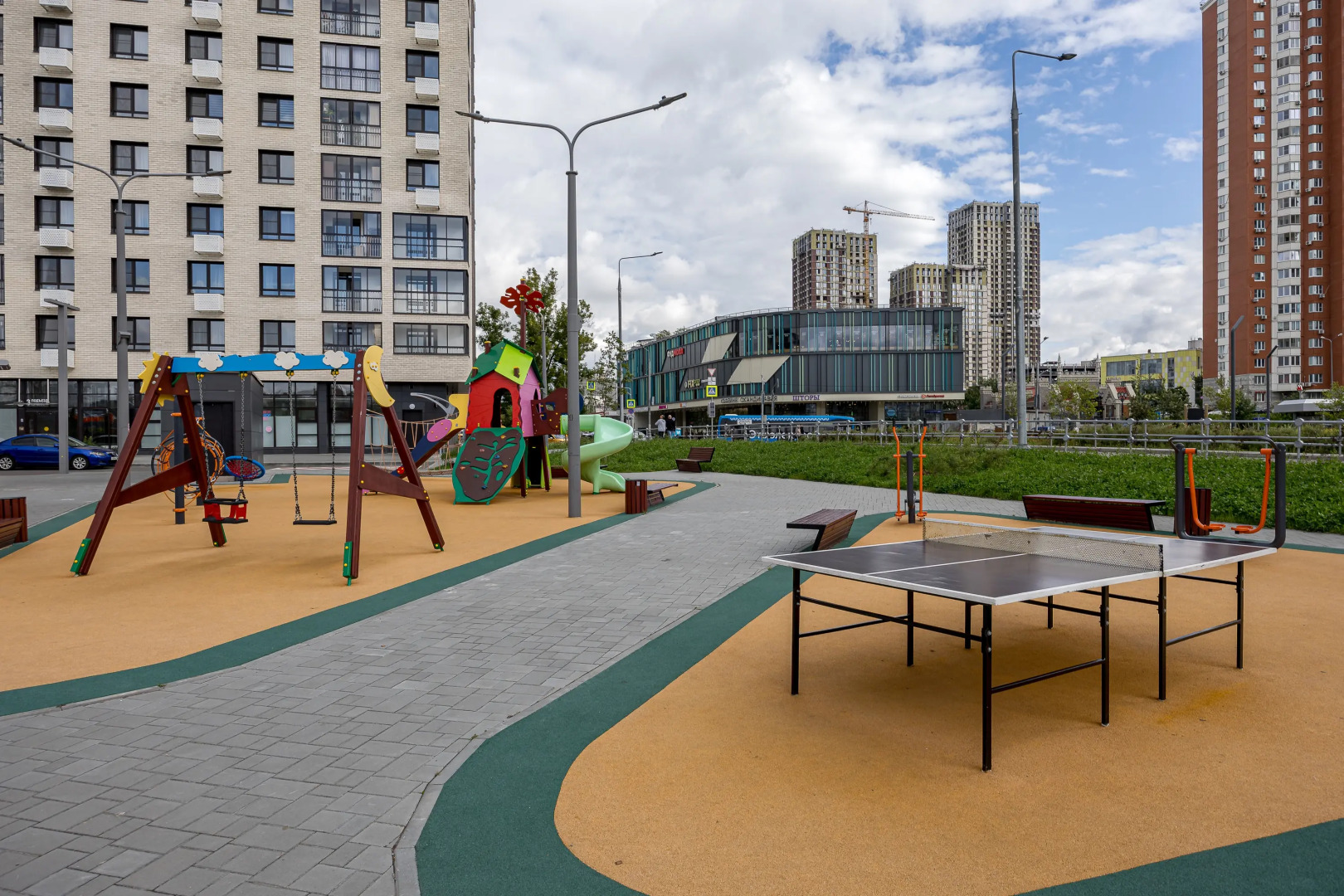 Квартира Уютная 2х комнатная у метро Нагорная