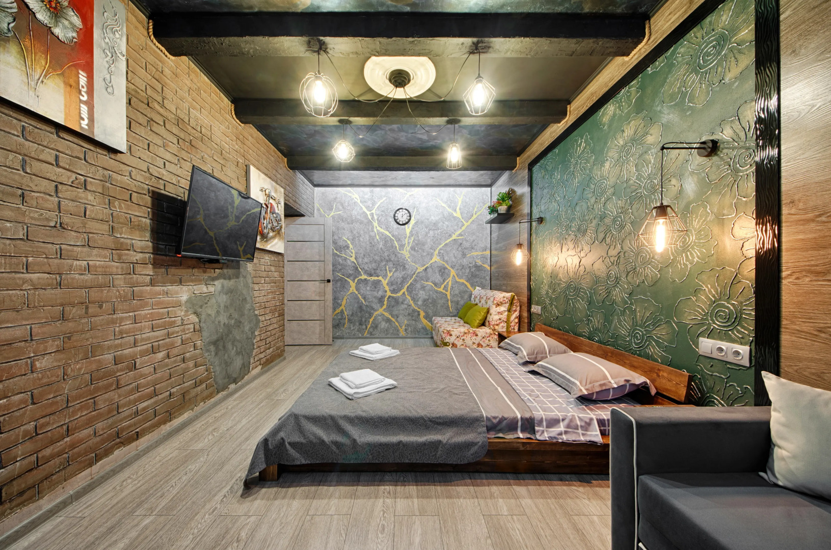 Апартаменты Loft Holiday Home