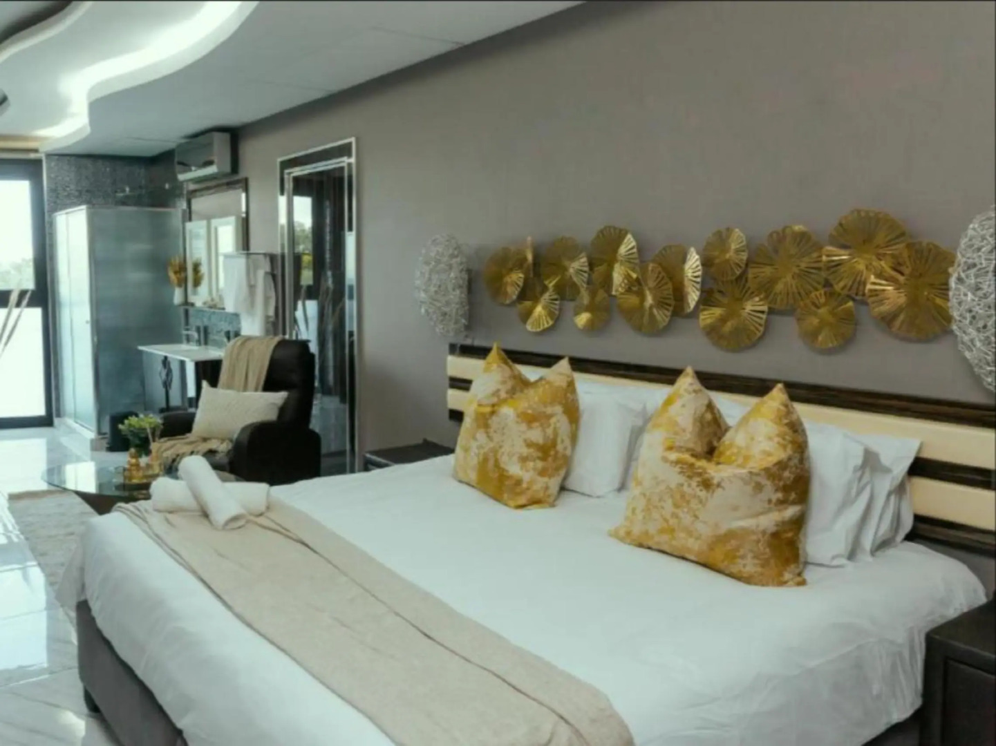 Отель Monte La Vue