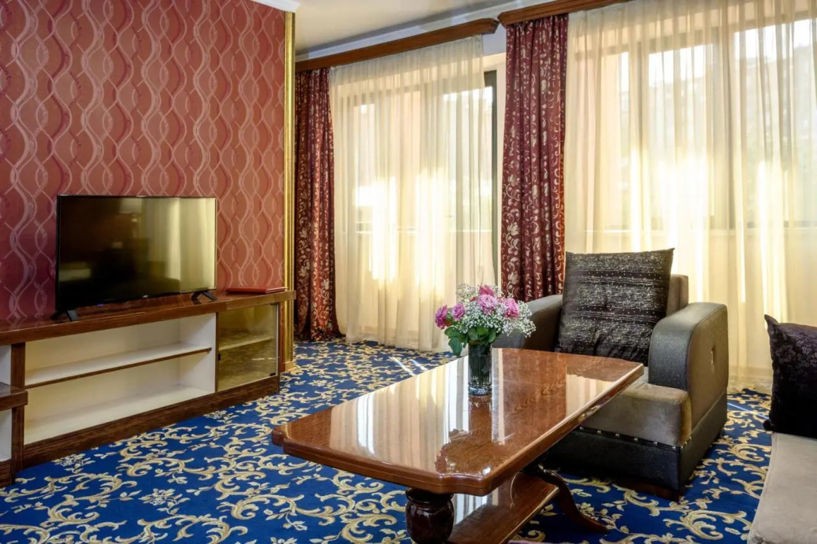 Royal Plaza by Stellar Hotels, Yerevan