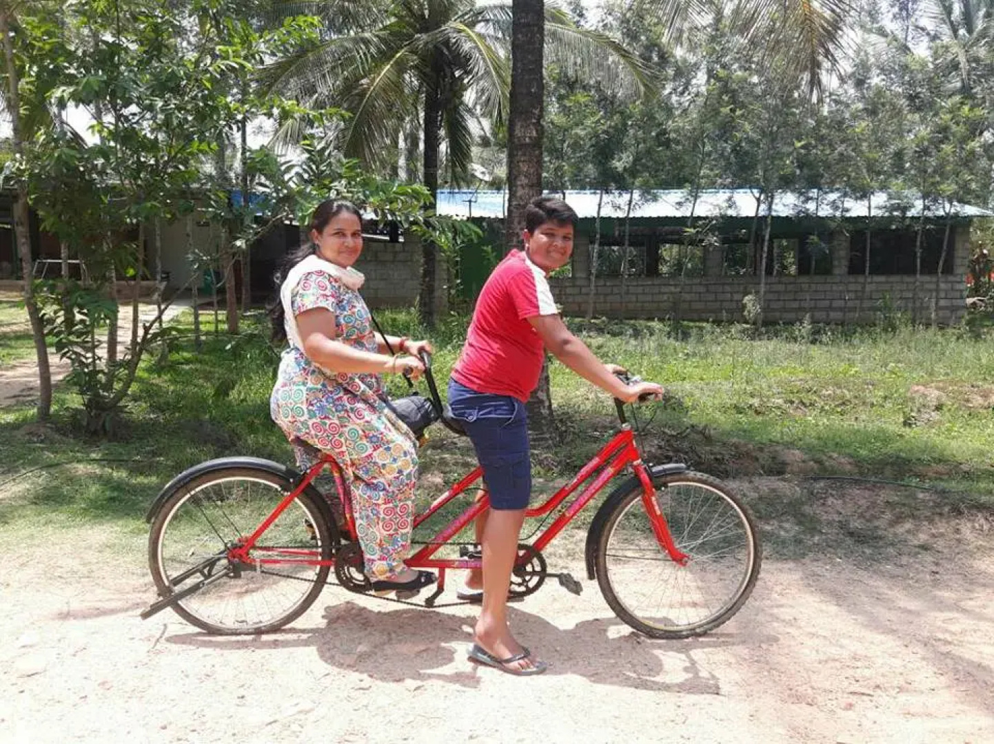 Кемпинг Farmers Son Ground