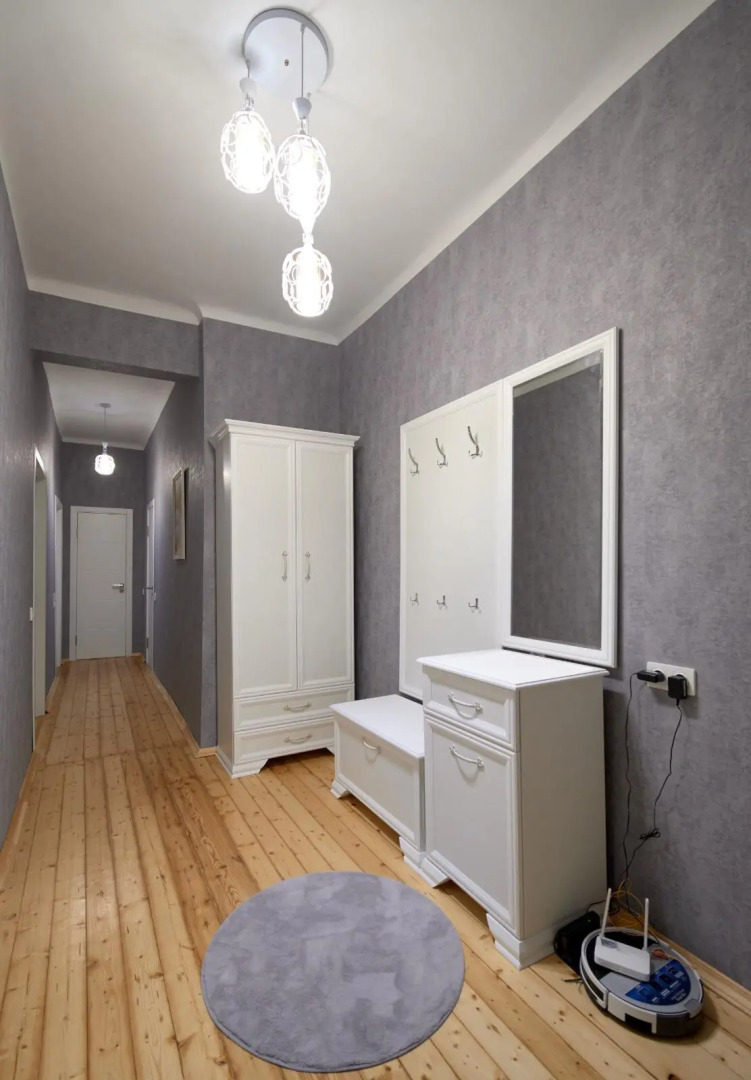 Апартаменты Apartment near train station