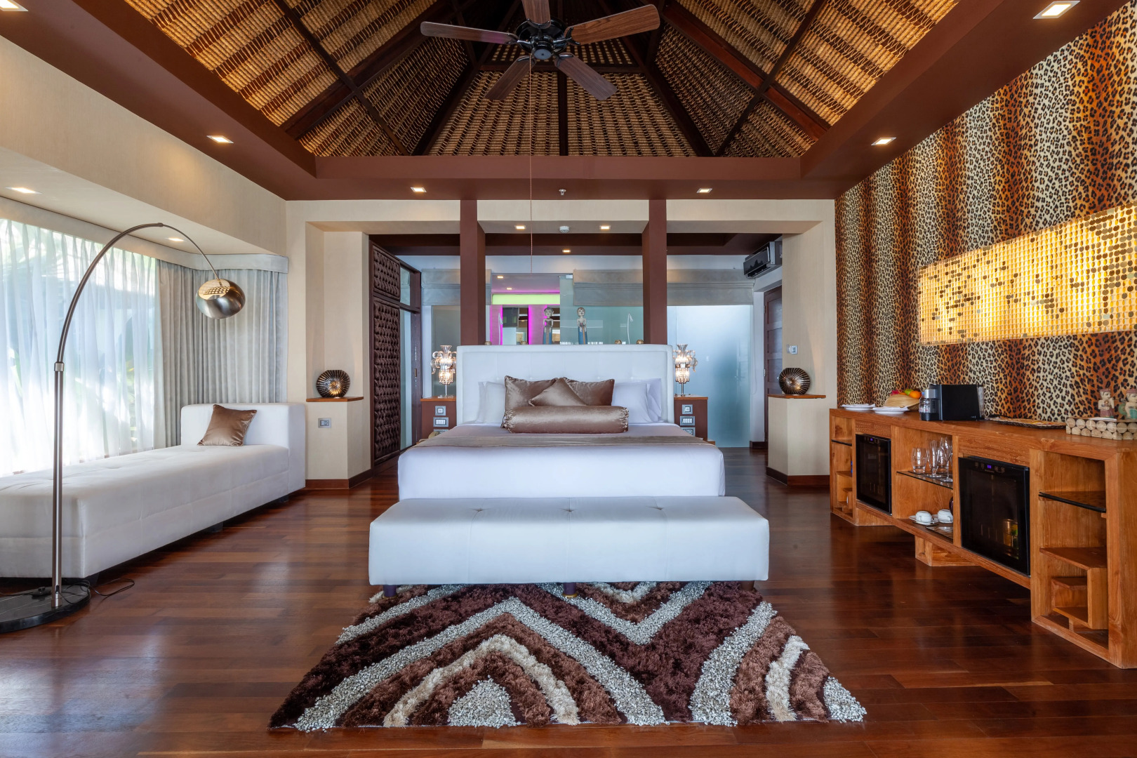 Отель Seven Secrets by Hanging Gardens