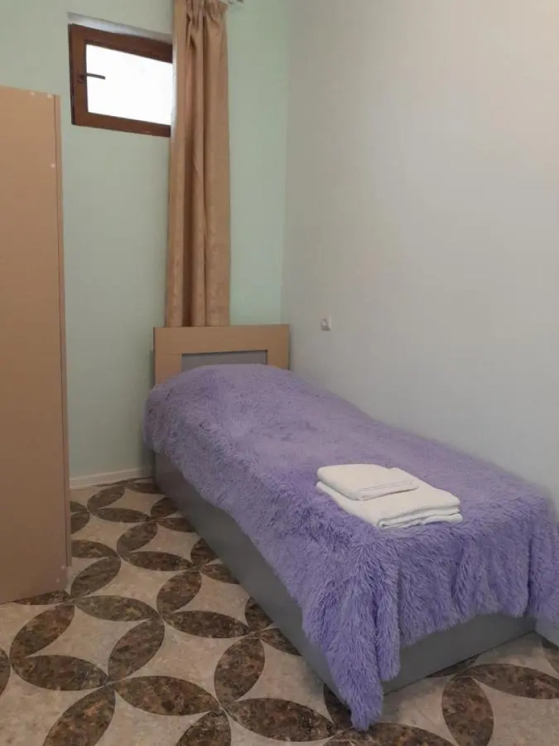 Отель Layros & Andersen