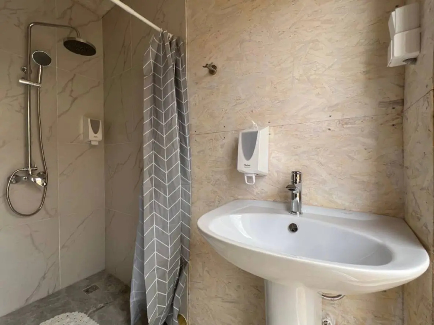 Коттедж Caspian Camp