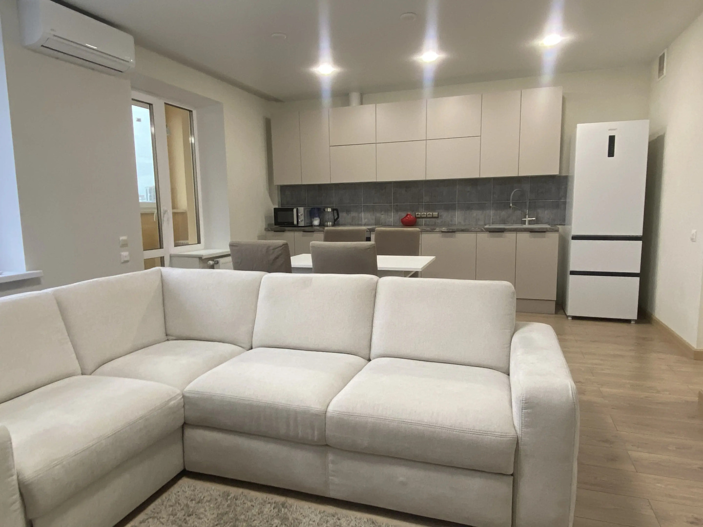 Апартаменты у метро Грушевка