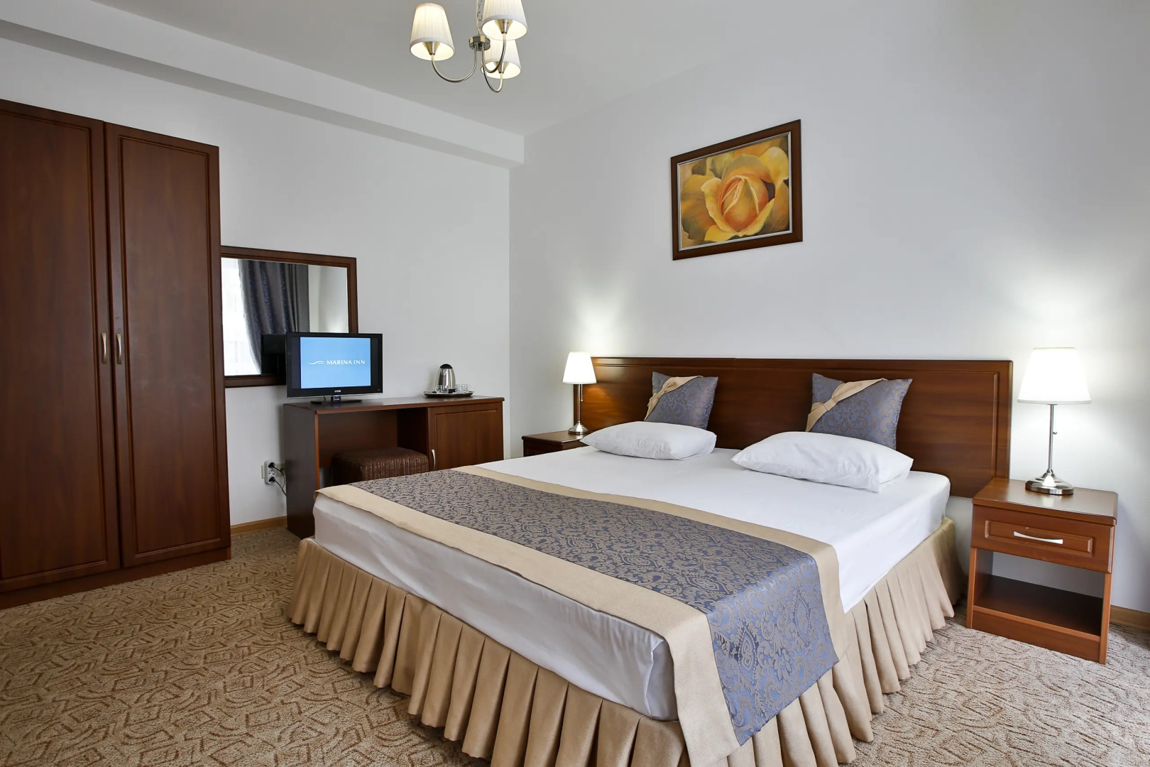 Отель Marina Inn