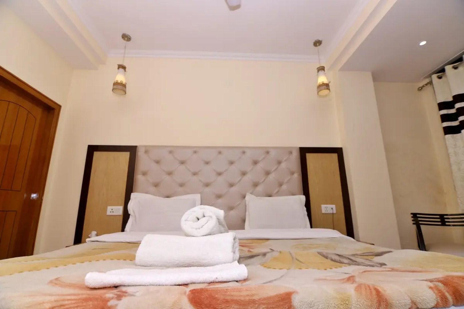 Отель Ganesha Inn