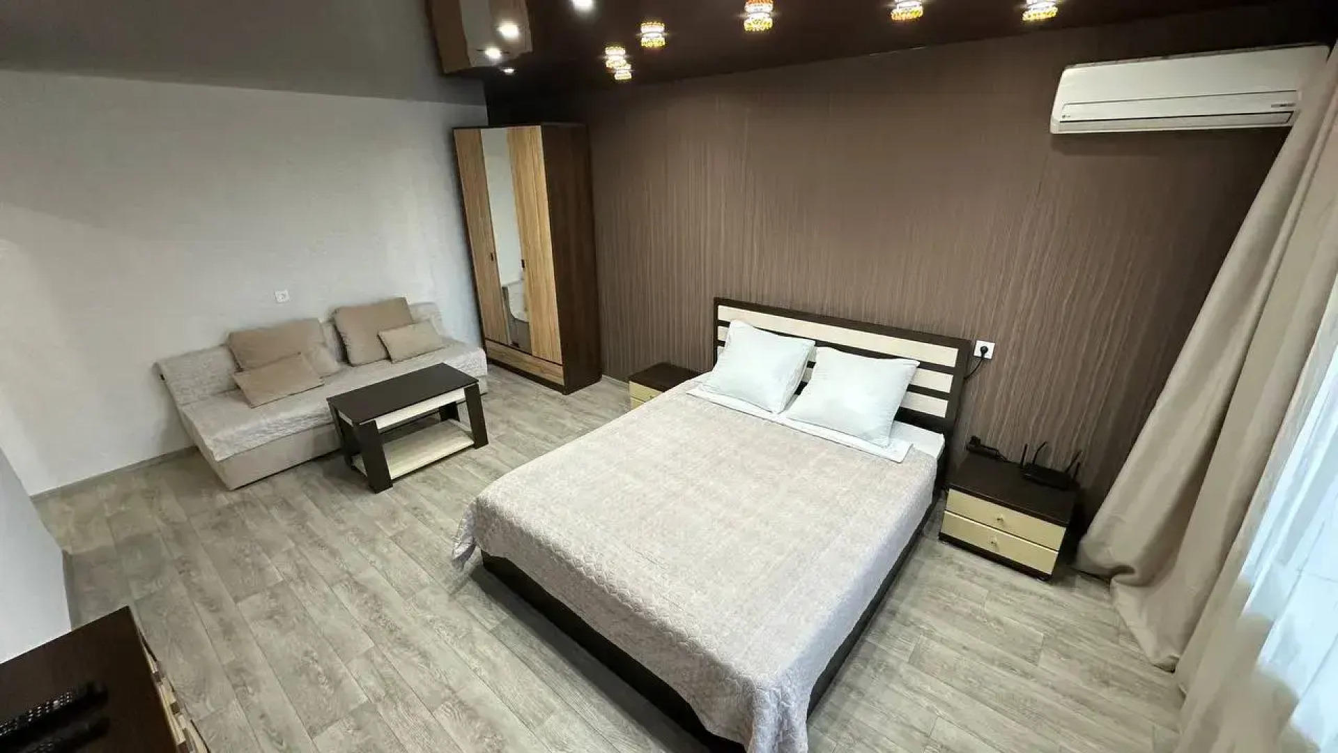 Квартира комфорт Интернациональный 6