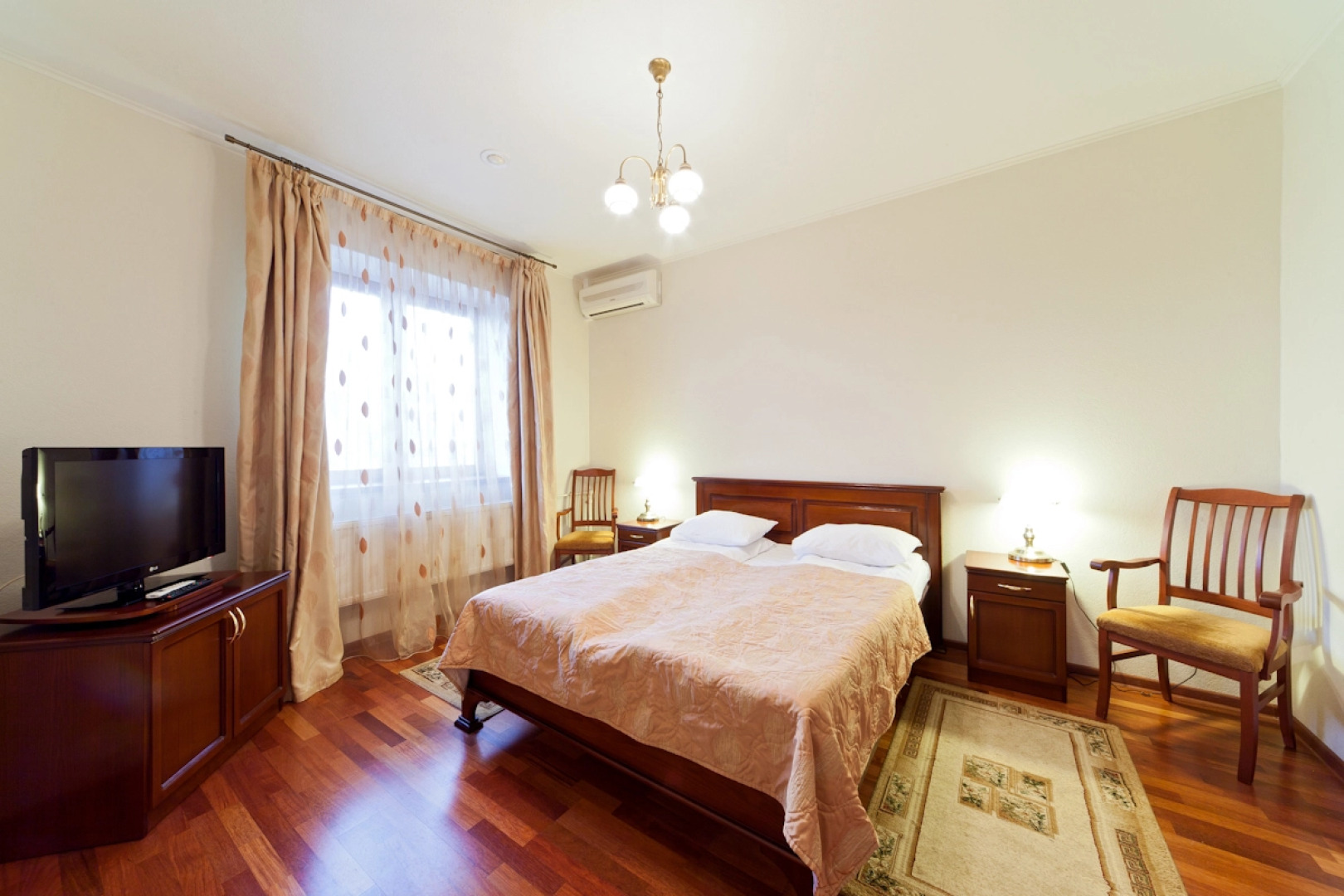 Отель 40-й Меридиан Яхт-клуб