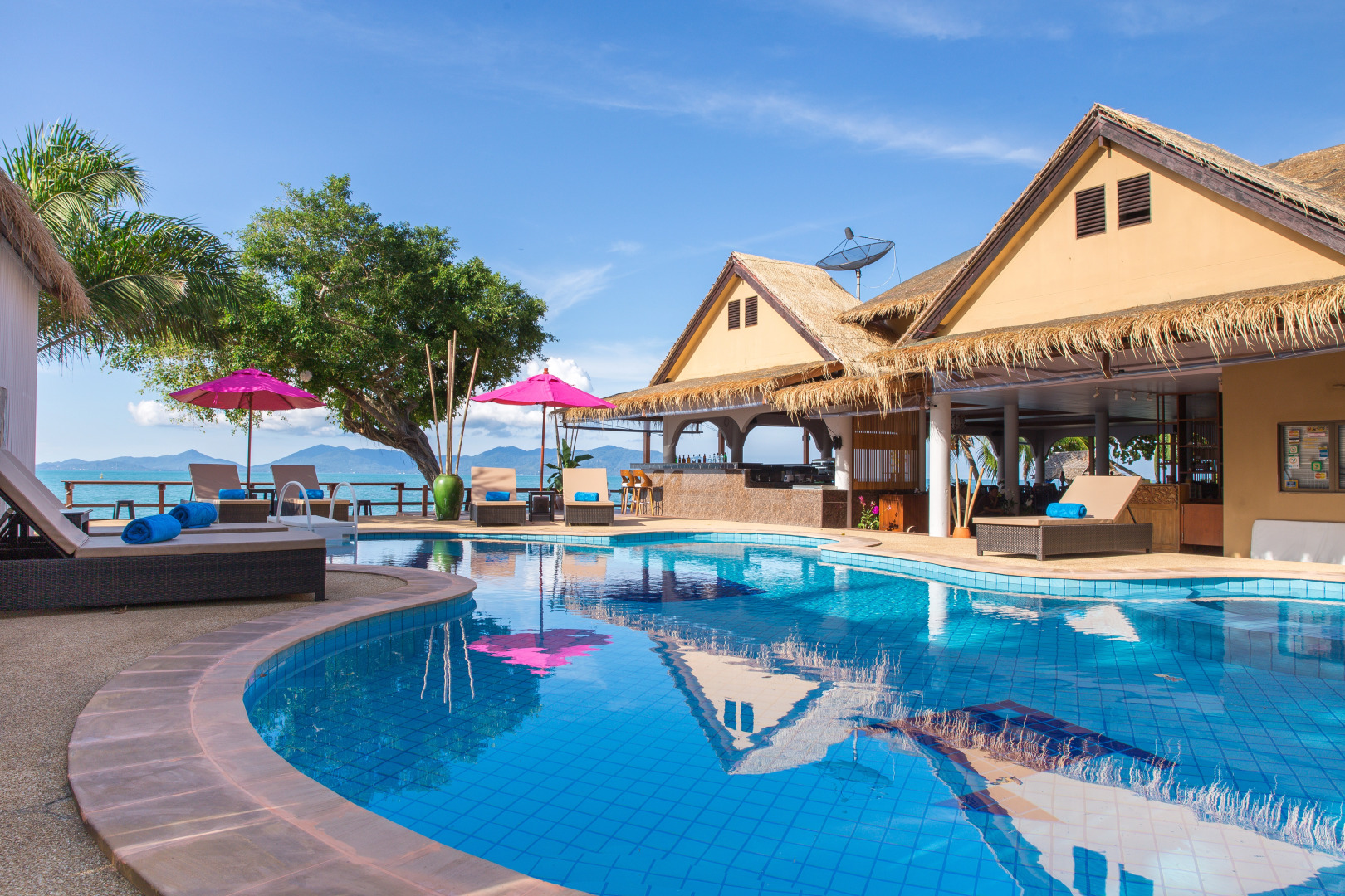 Отель Adarin Beach Resort