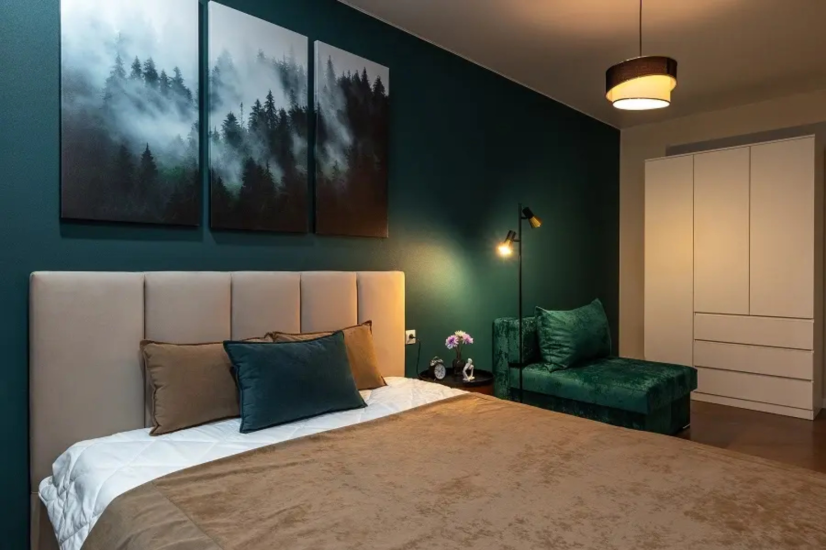 Квартира Двухкомнатная в Центре рядом с Озером Кабан ул. Татарстан д. 58