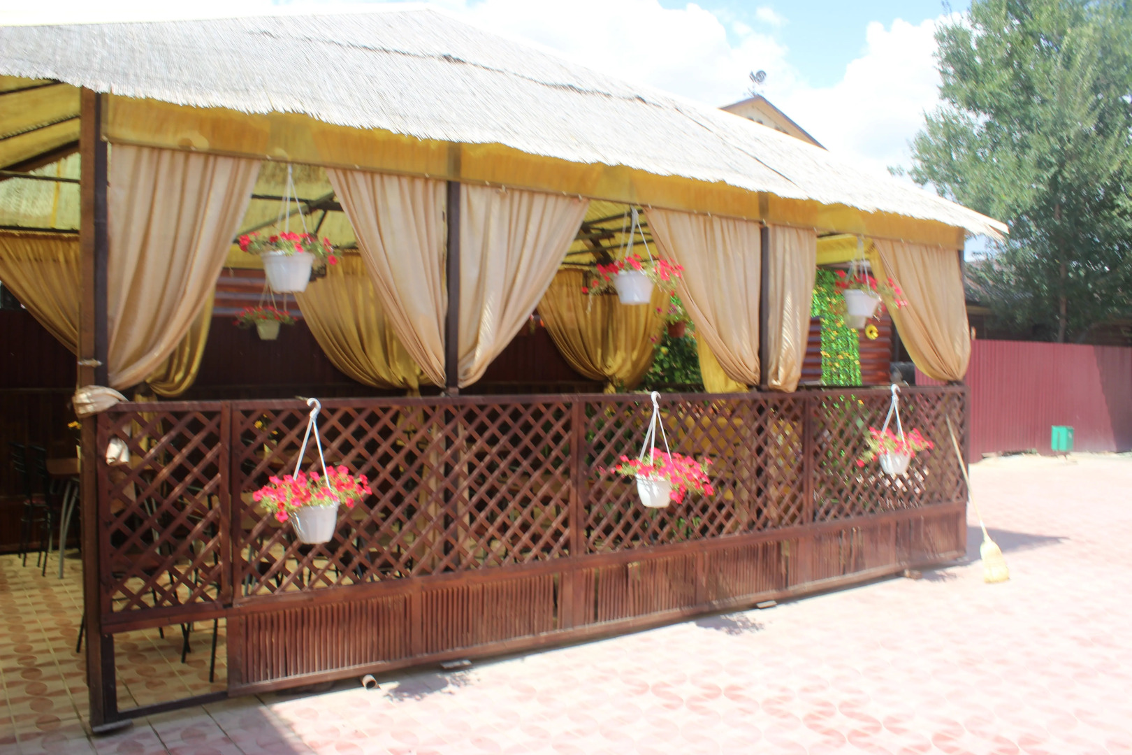 Гостиница Алмаз