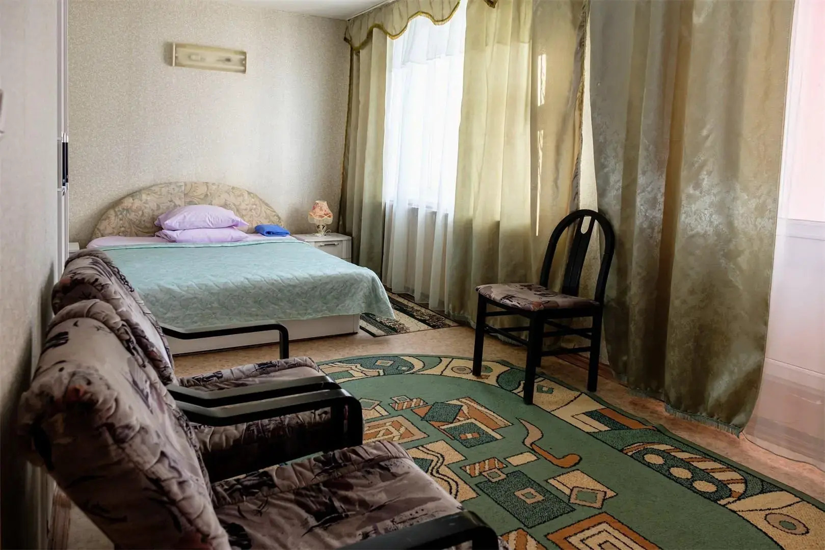 Отель Парма