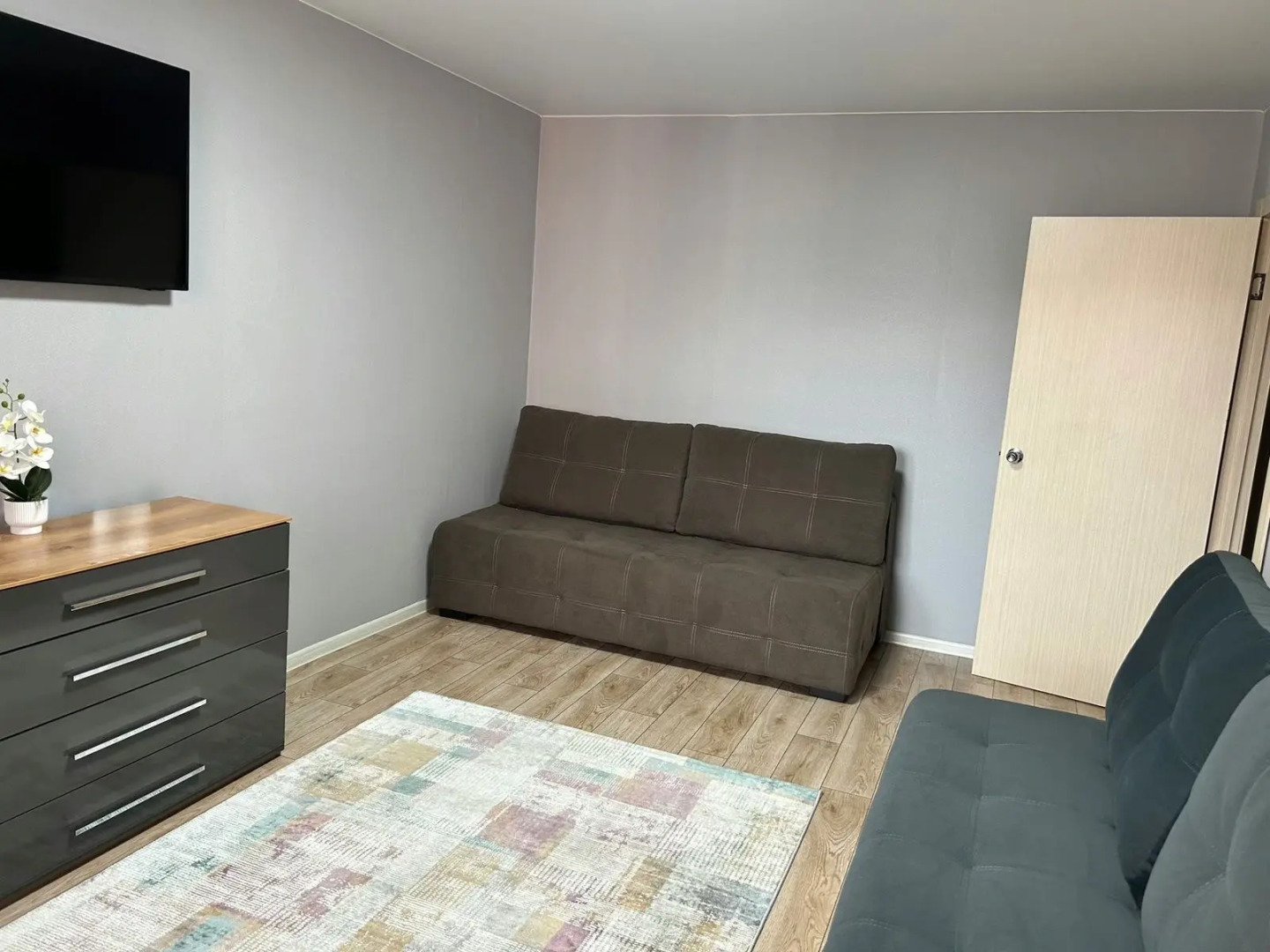 Квартира Угольщиков 60