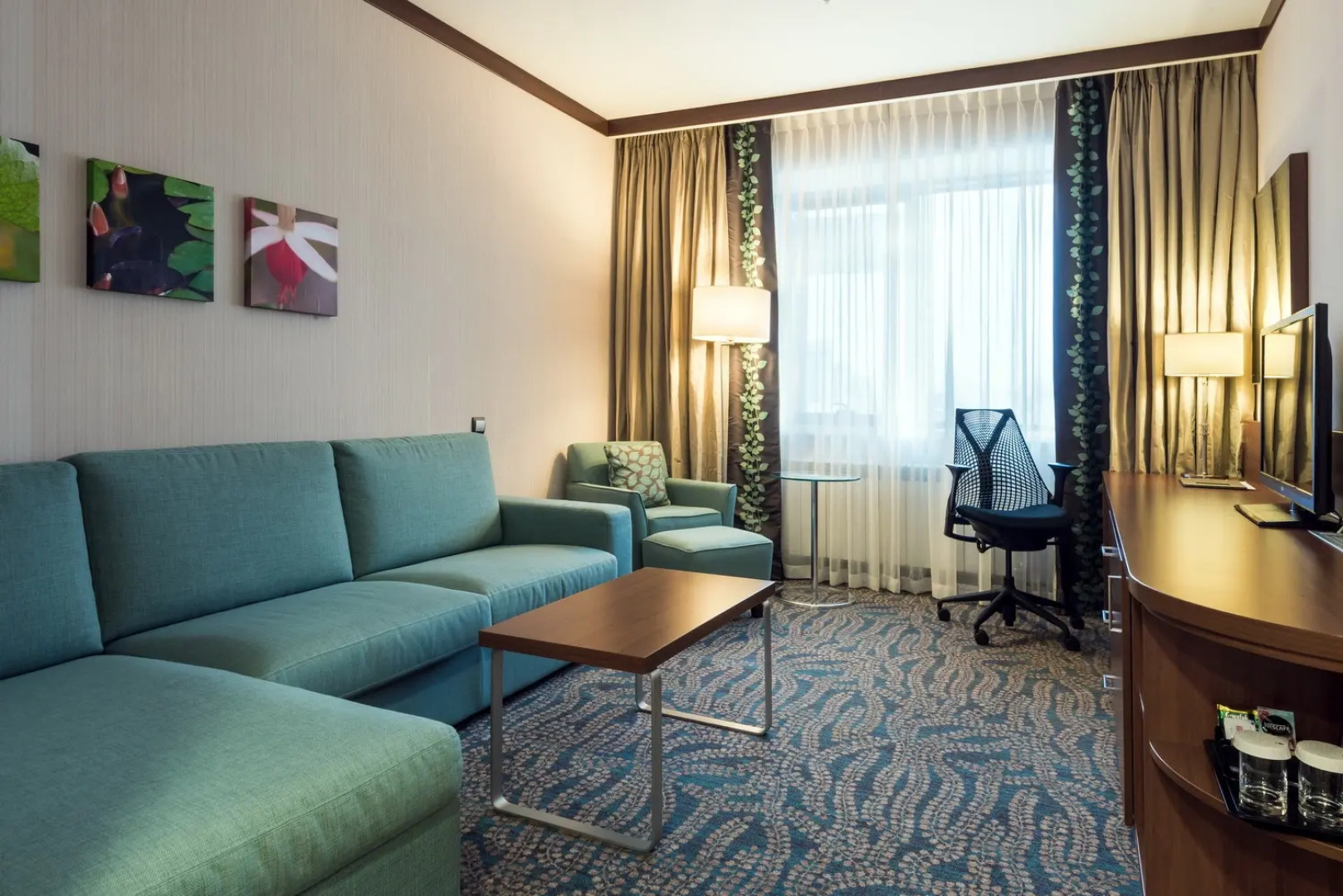 Отель Hilton Garden Inn Astana