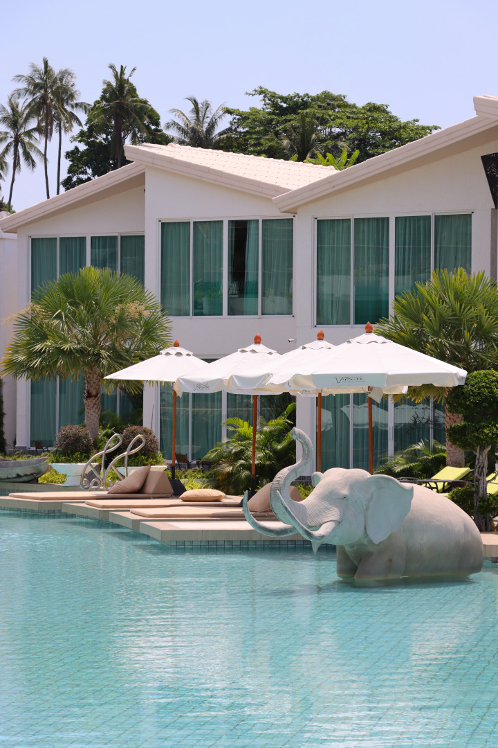 Отель Vannee Golden Sands Resort