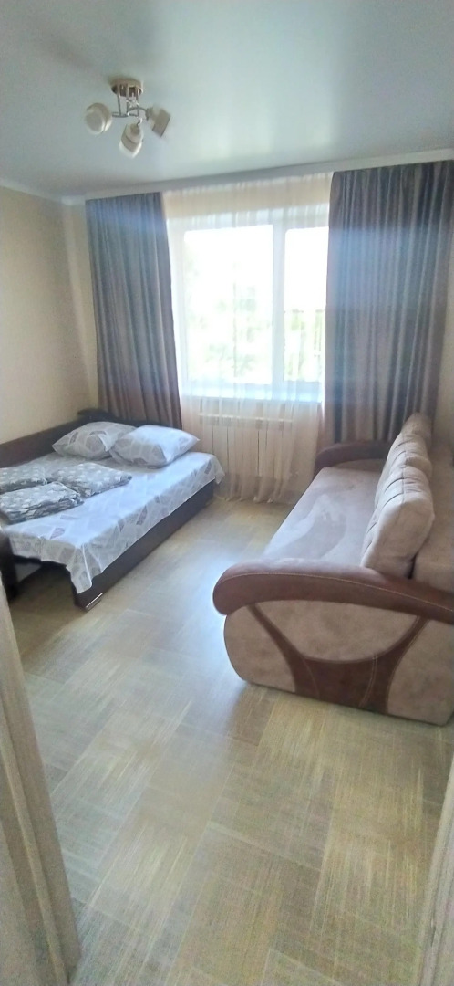 Апартаменты Ворошилова 136