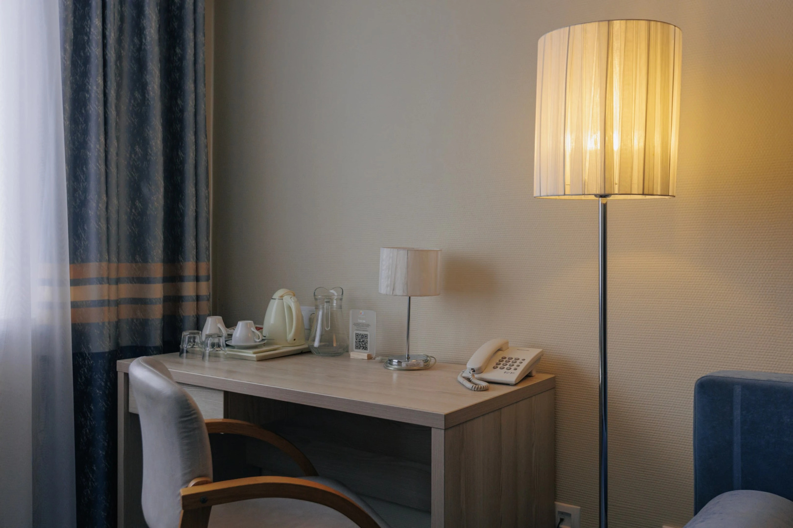 Отель Экватор