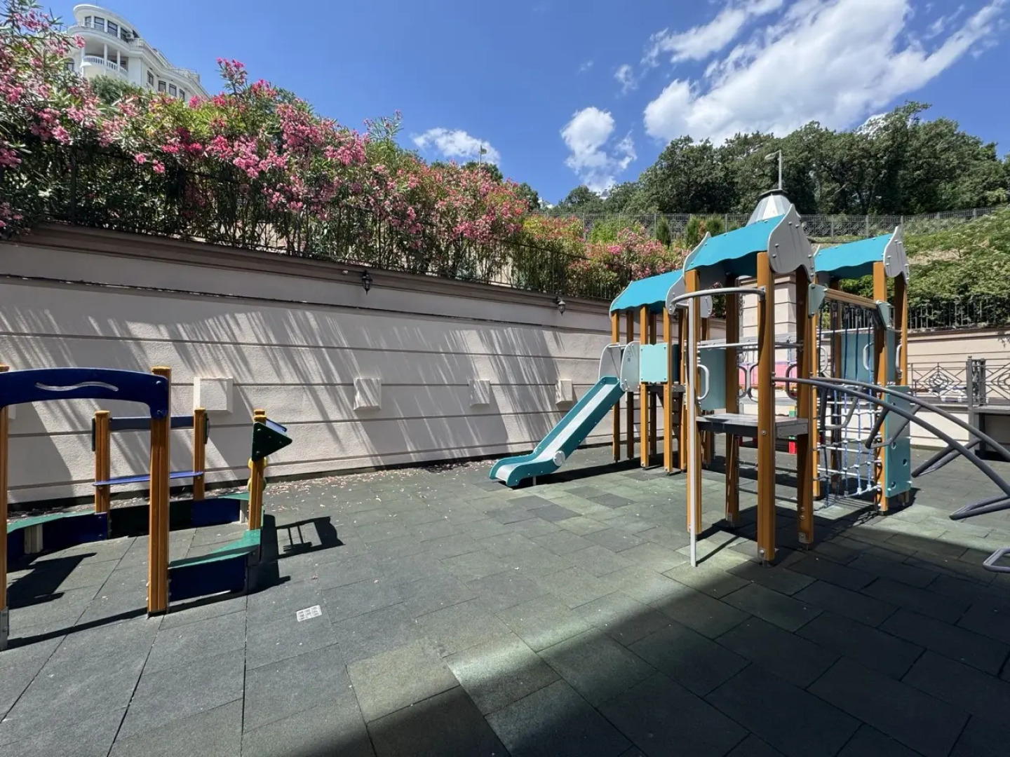 Апартаменты Двухкомнатные с Балконом Премиум класса в ЖК Дипломат