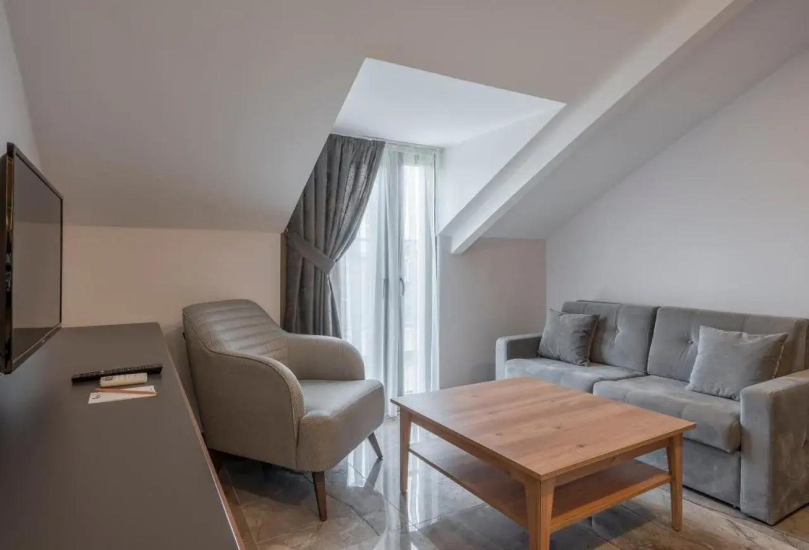 Отель Quality Gold Suite