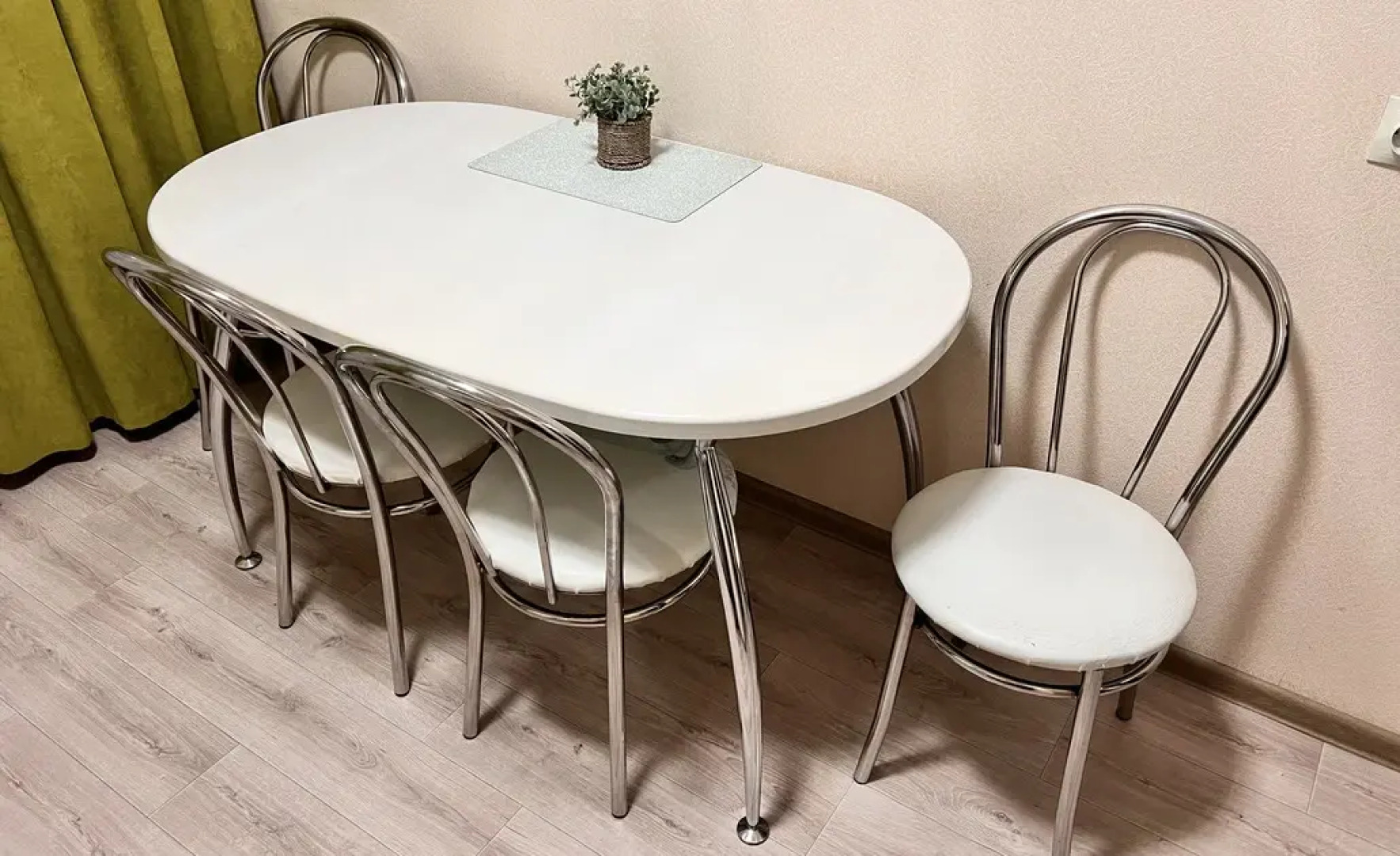 Апартаменты Сутки Как Дома на Ботанической 8/2