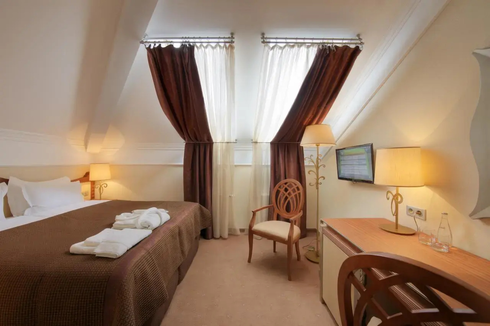 Отель Двор Подзноева - Главный Корпус