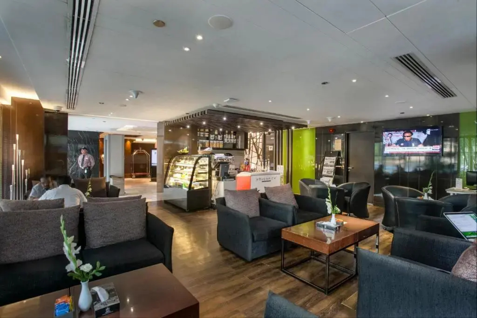 Отель Best Western Plus Maple Leaf