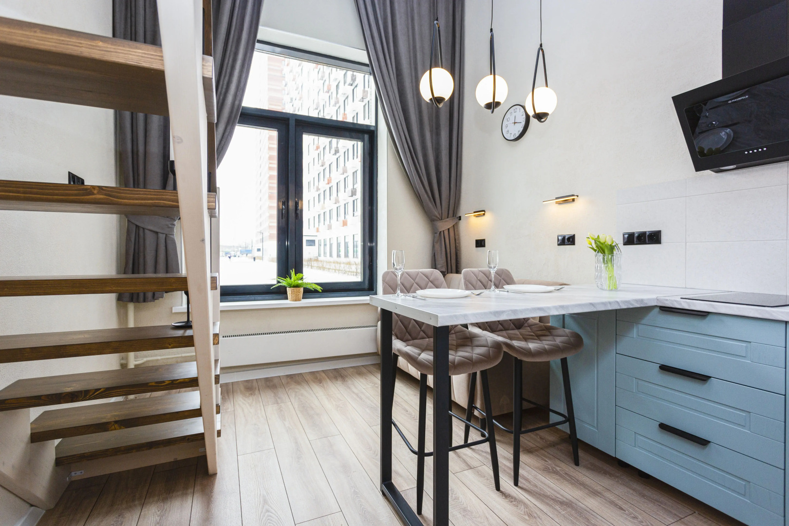 Апартаменты Двухуровневые на Рябиновой 1