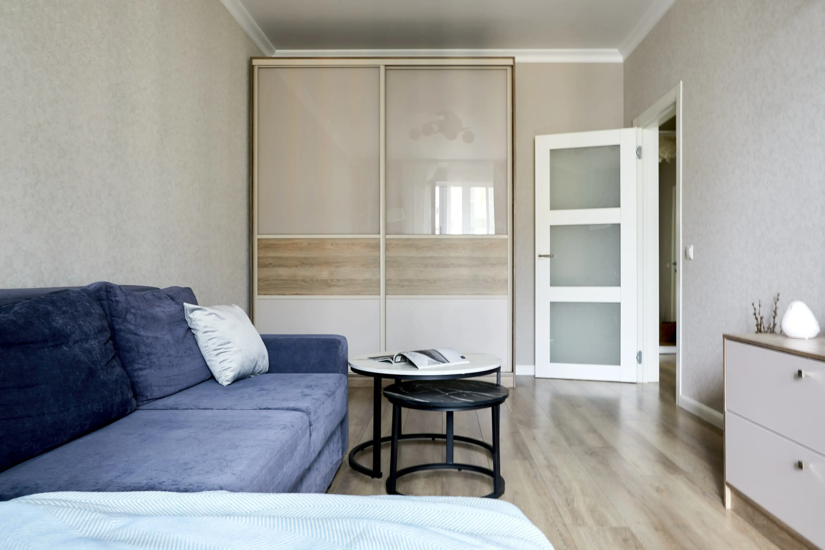 Квартира Moon на Красуцкого Satin home