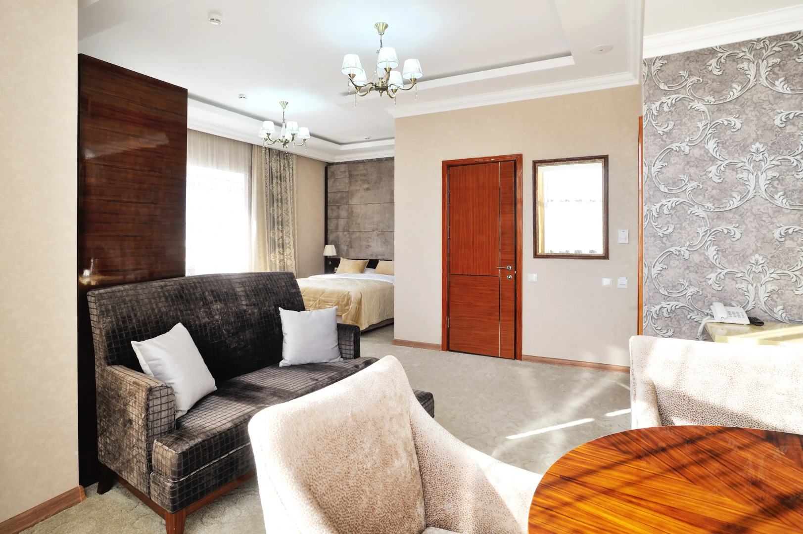 Отель Royal Riz