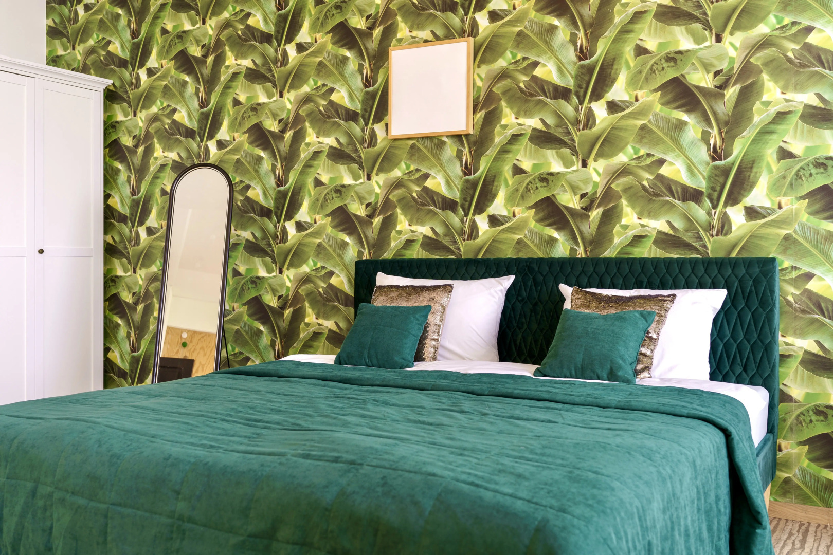 Апартаменты ApartMari Шикарные 4-комнатные апартаменты Лофт в центре