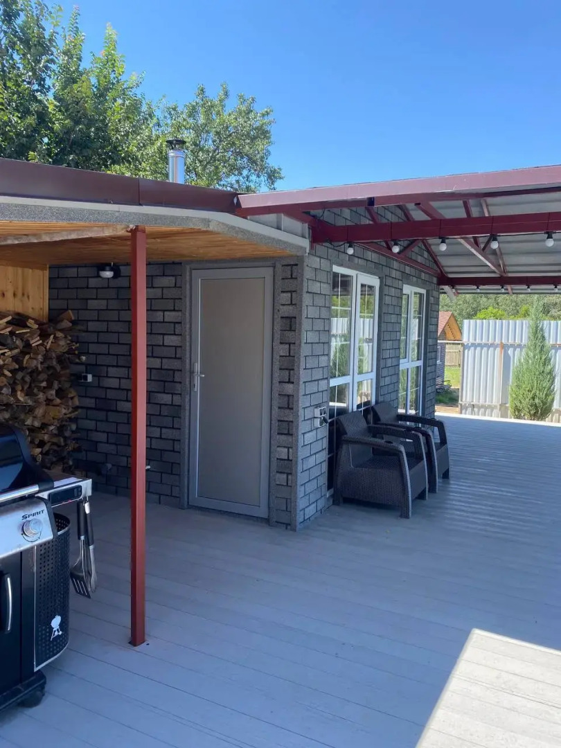 Гостевой дом Домик у леса