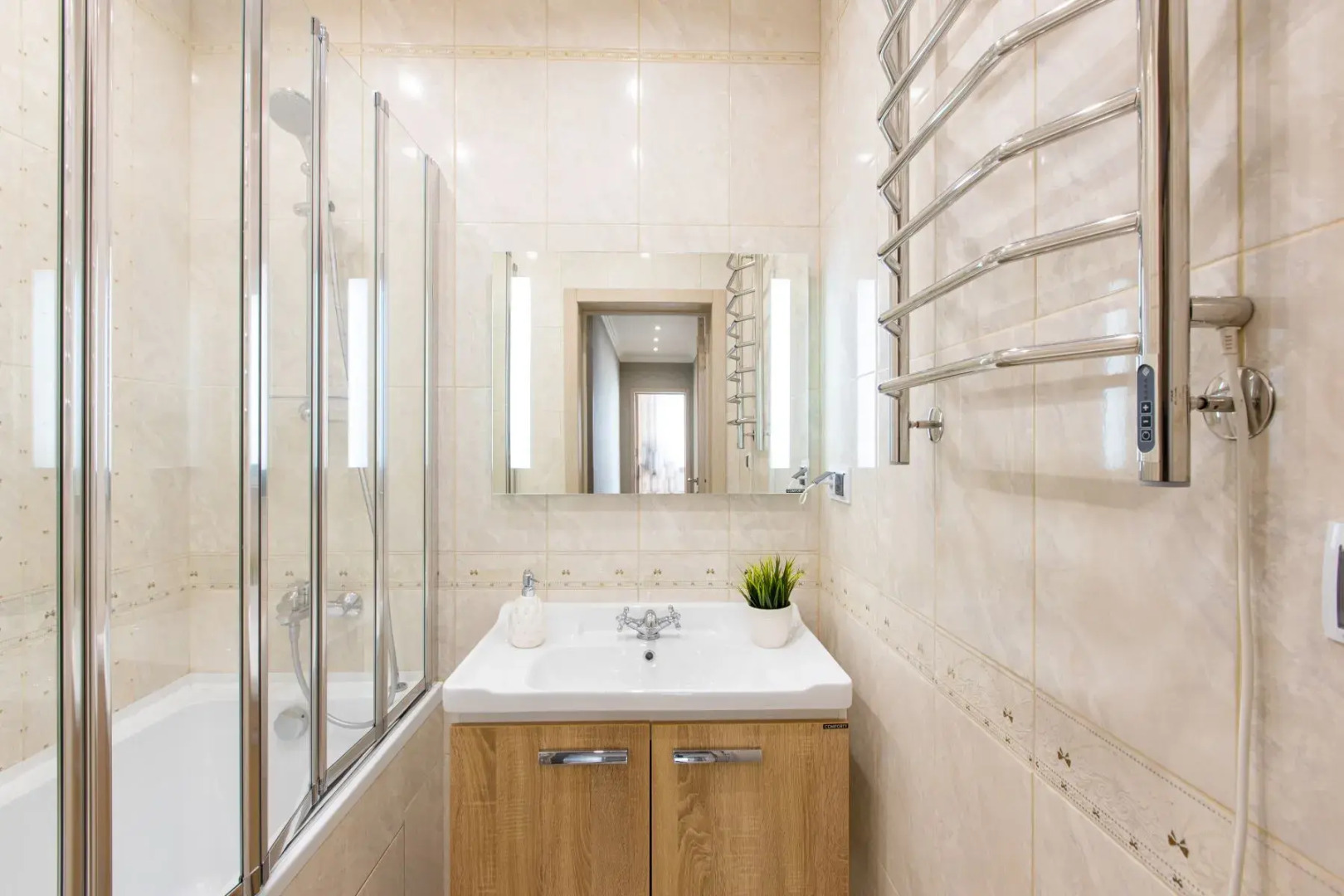 Апартаменты Сутки Уфа на Рудольфа Нуреева 6-236