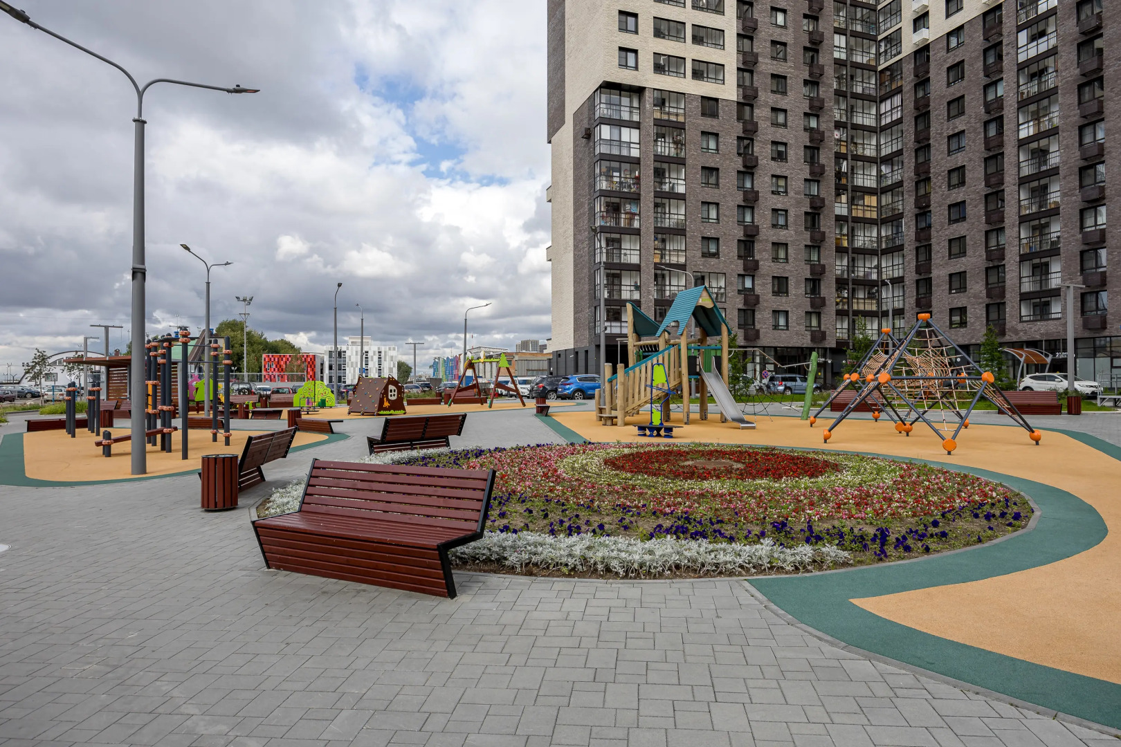 Квартира Уютная 2х комнатная у метро Нагорная