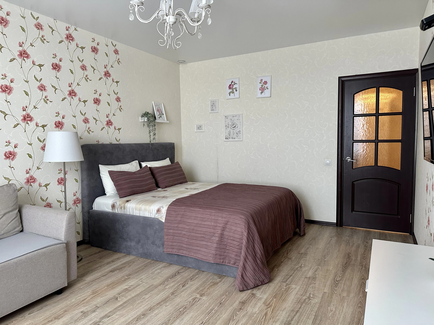 Апартаменты Родионова 192/3 11 этаж