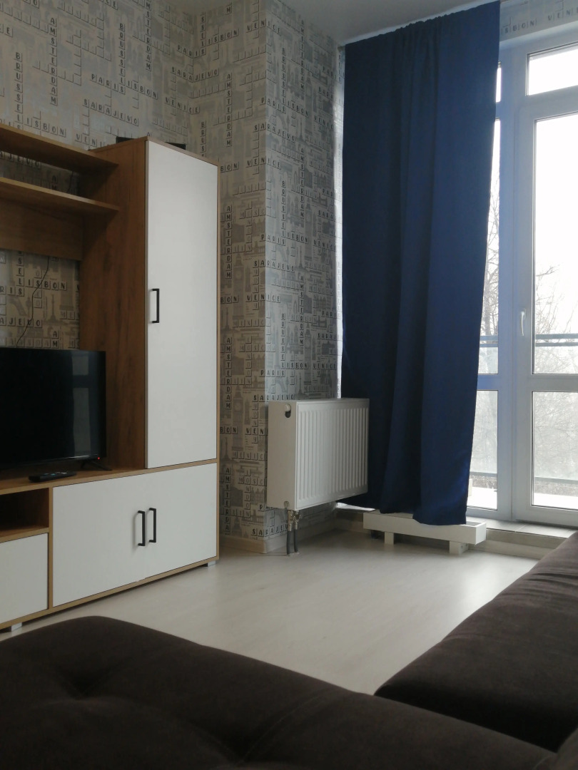 Квартира Двухкомнатная на 1этаже с видом на пруд