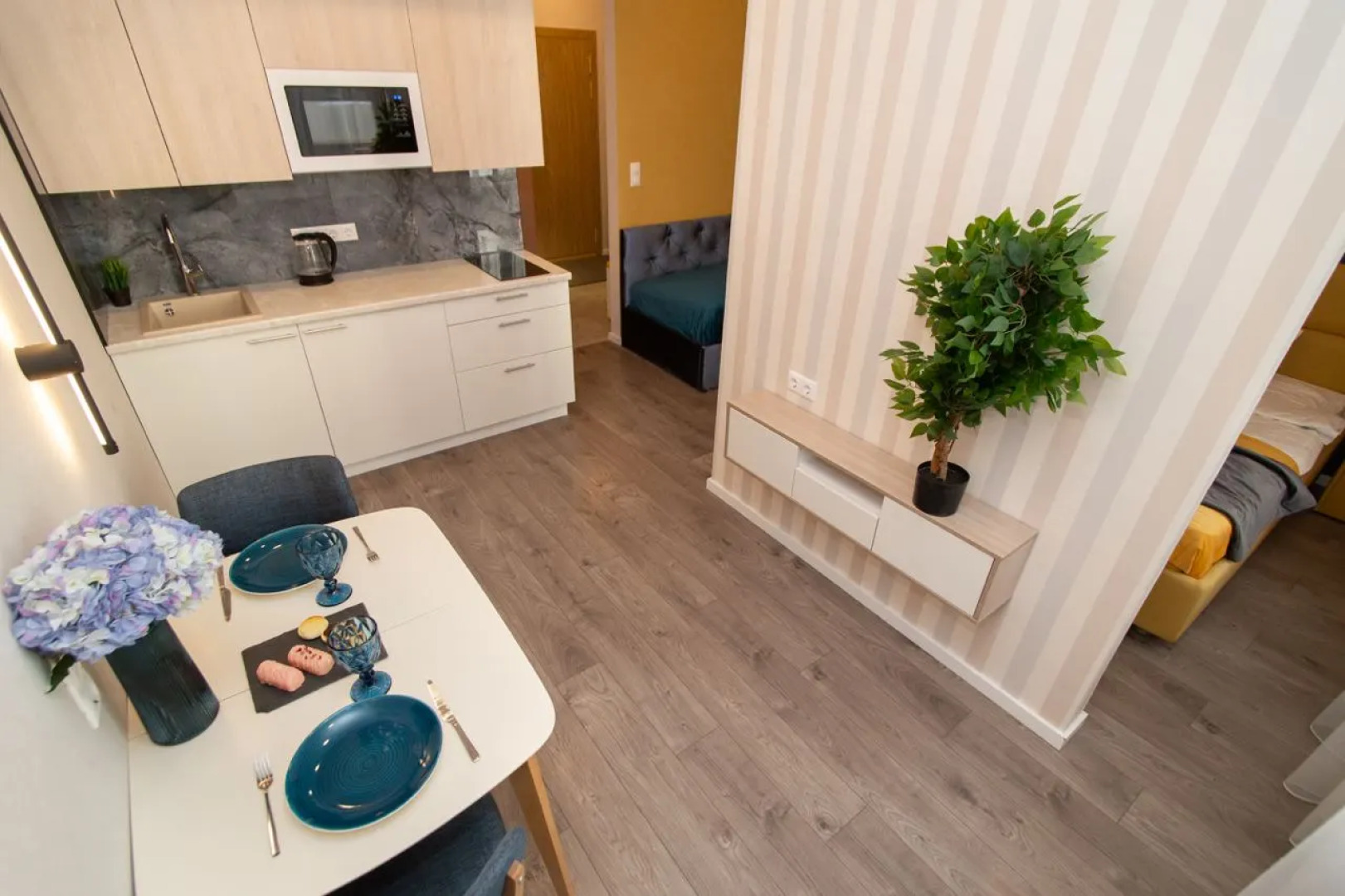 Апартаменты ДзенХоум Творчество 1133