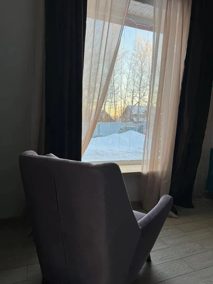 Гостевой Дом Уютный Дом с Большими Панорамными Окнами