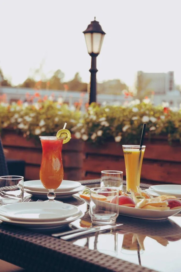 Отель Tskaltubo Plaza