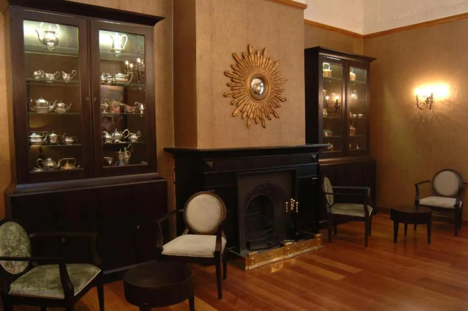 Отель Grand Hotel Nuwara Eliya