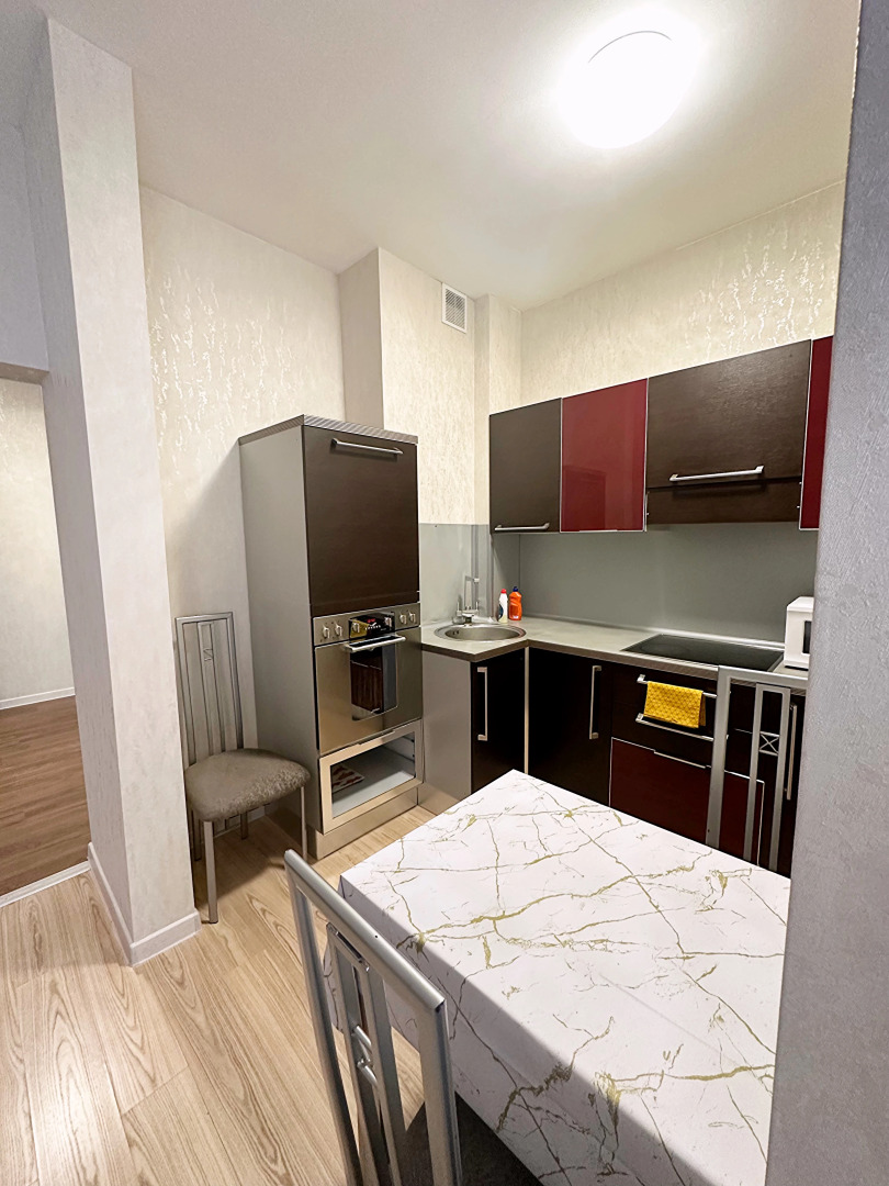 Квартира Двухкомнатная квартира на Радужном