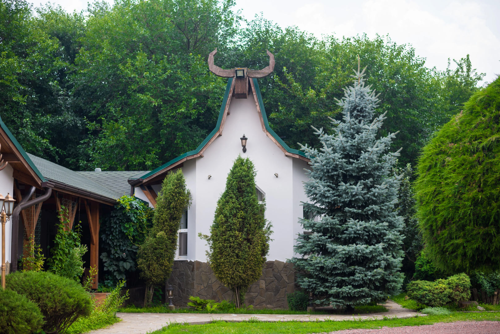 Okhotnichiy Club