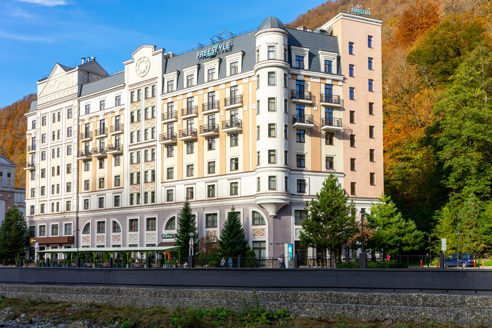 Отель Фристайл Роза Хутор