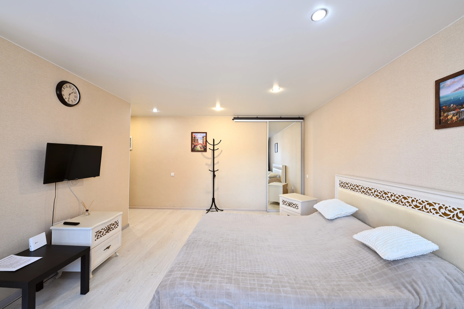 Апартаменты Люкс на Завенягина 6