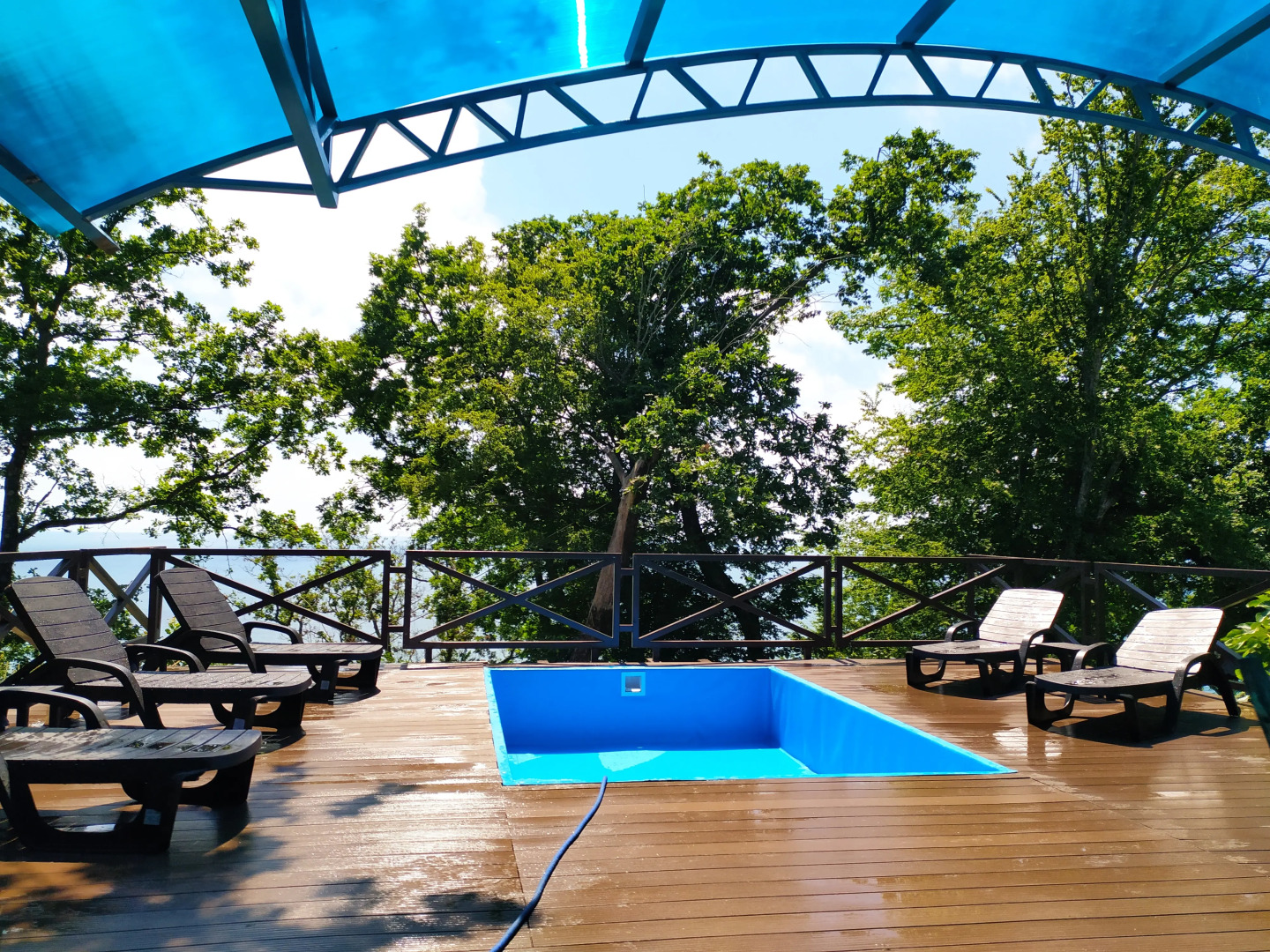 Гостевой дом Надежда