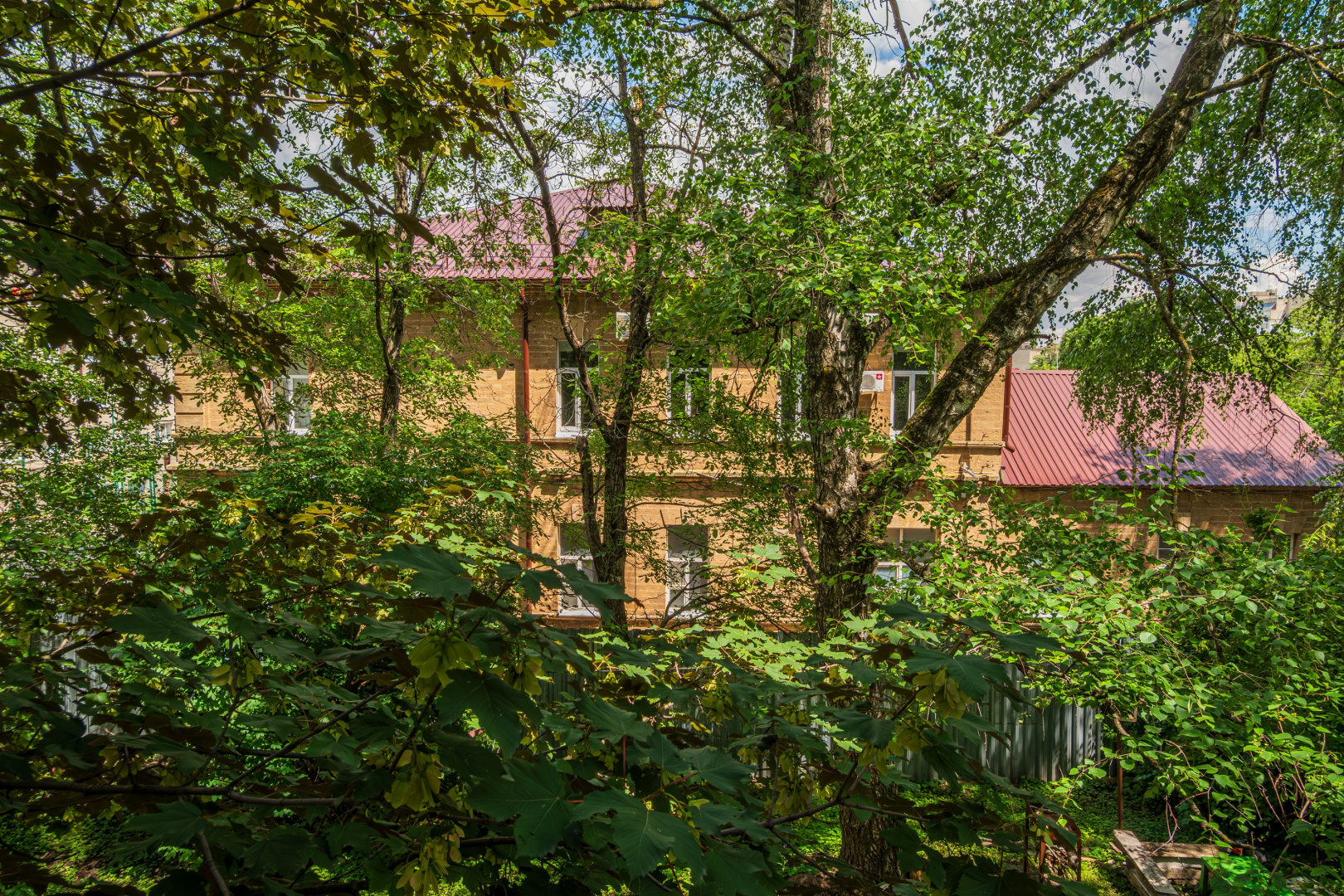 Квартира Red Bus Apartment na Mira