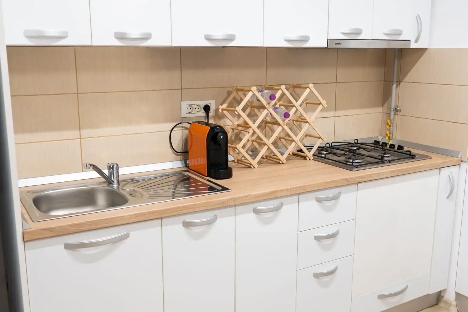 Отель Avenue Parliament